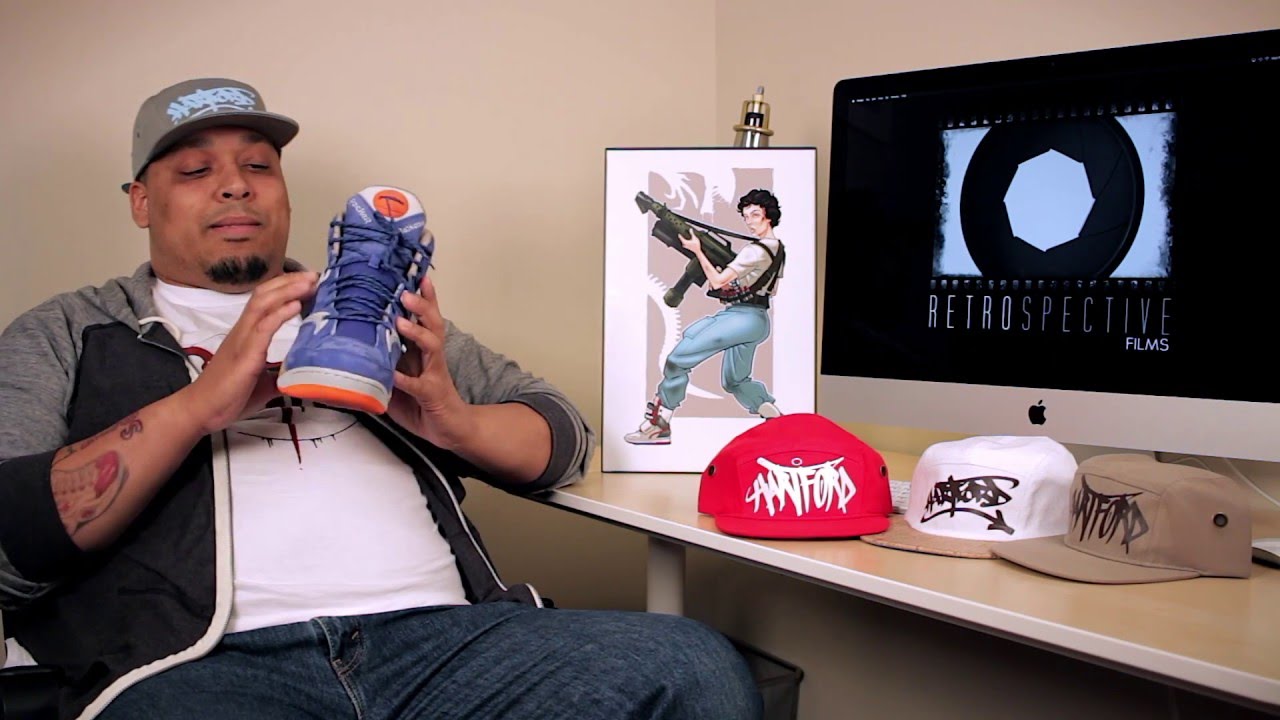 ThrowBacKing: Alien Stomper Art & Reebok Pumps Sneakers