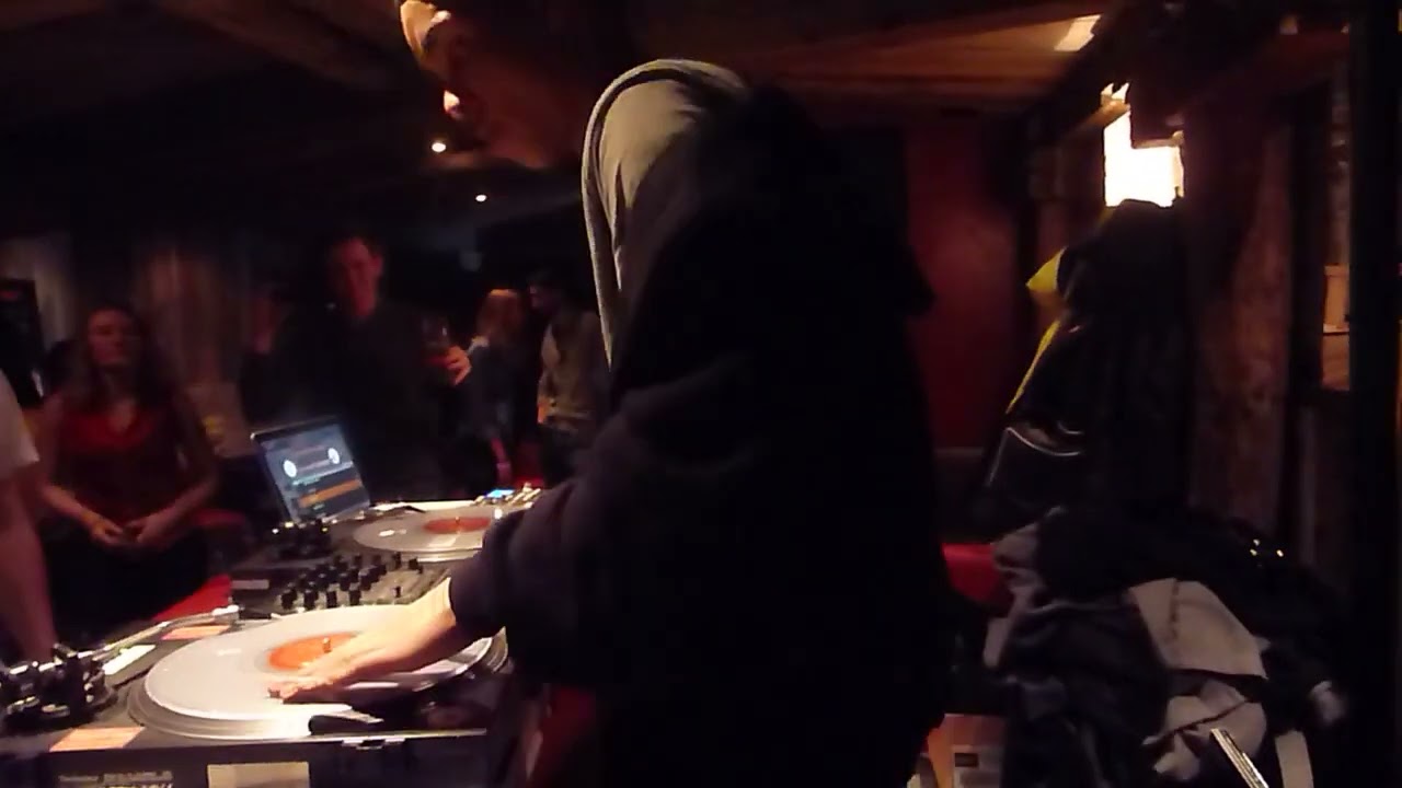DJ Nelson - Slayer vs NAS - DMC World Supremacy Champion @ Kdox