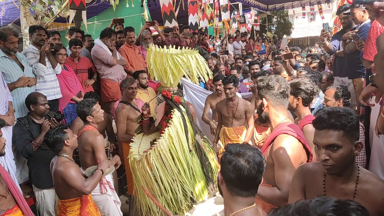 Paderi illam parakutty thira പറകുട്ടി തിറ പാടേരി ഇല്ലം കോഴിക്കോട്