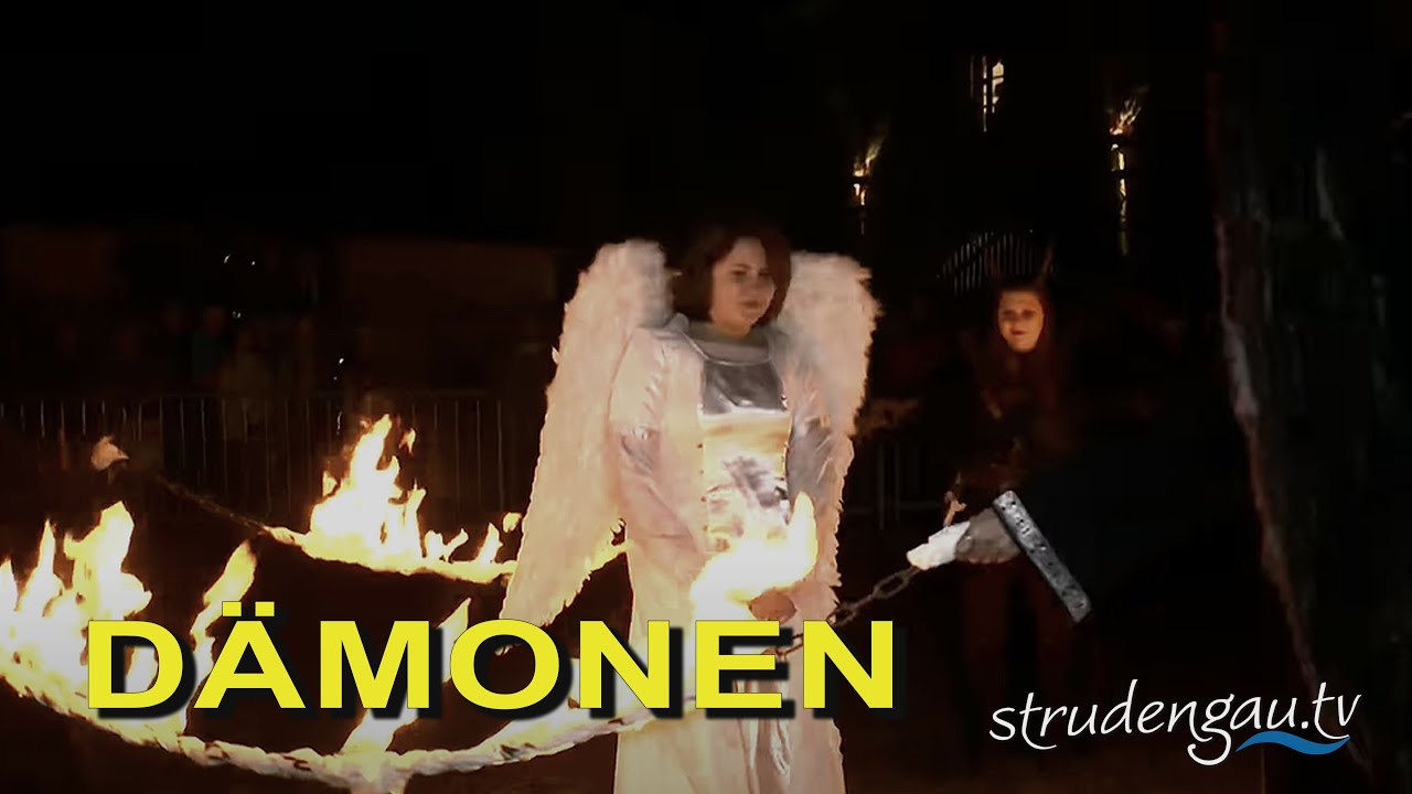 Dämonen und Perchten auf der Burg Kreuzen