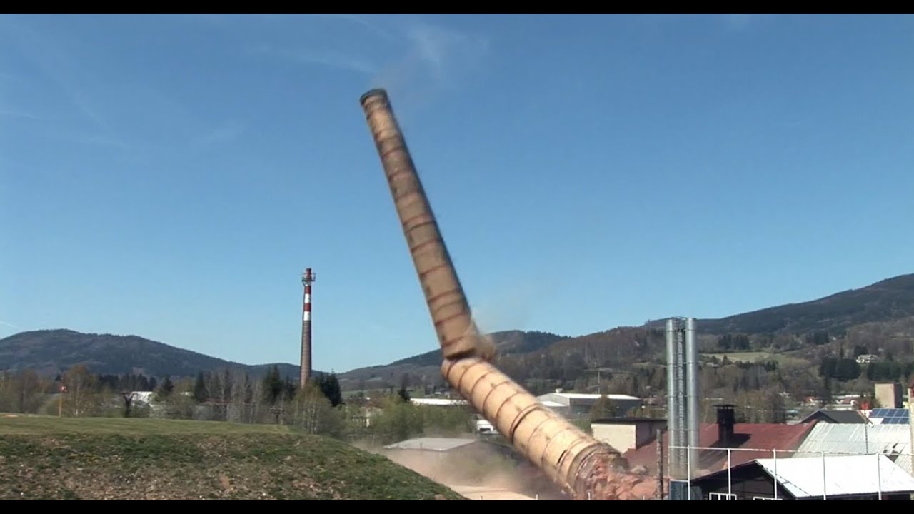 Chimney demolition / Odstřel komínu - Jeseník (9 kamer)