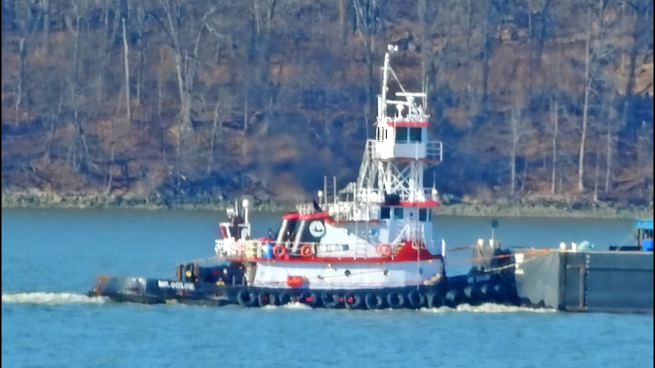 🚢TUGBOAT MR. GOLDIE Pushing a Barge North on the Hudson River🚢