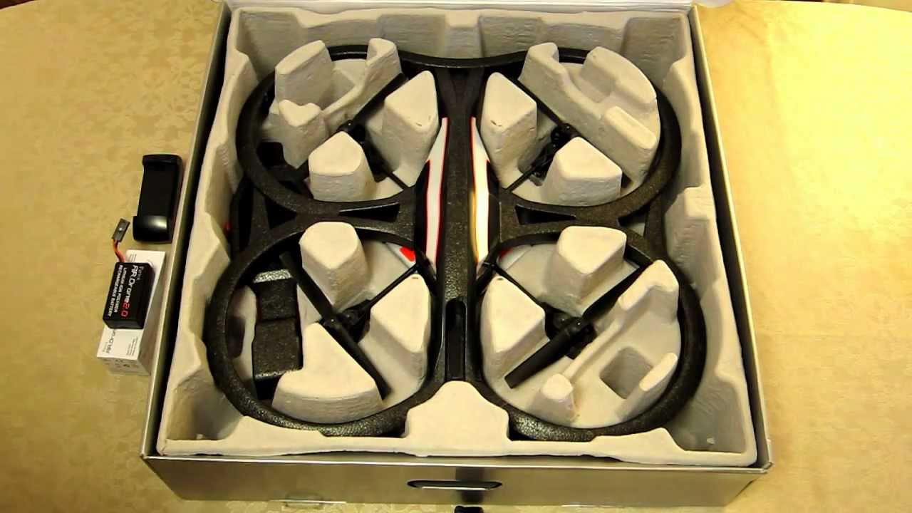 in HD - Unboxing Parrot AR Drone 2.0 - 