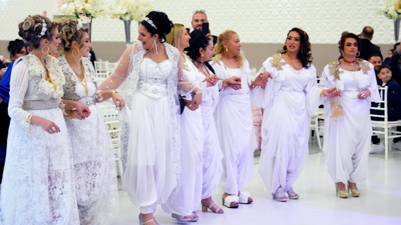 Juzni Ritam  Denis & Suzane Hollandia ÖZET
