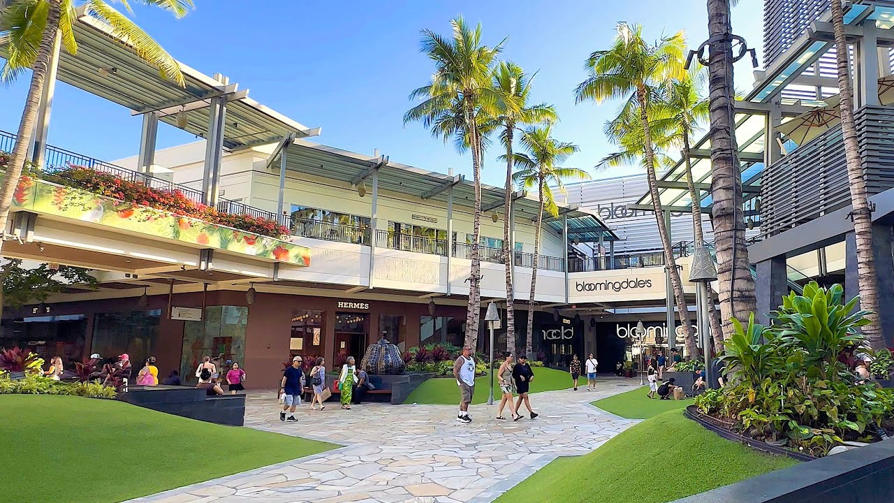 Ala Moana Center 2025 Walking Tour in 4K - Honolulu, Hawaii