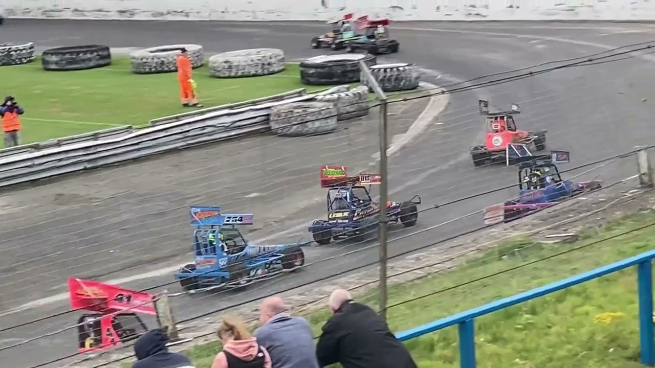 Micro f2 heat 2 @Cowdenbeath racewall 6/8/22