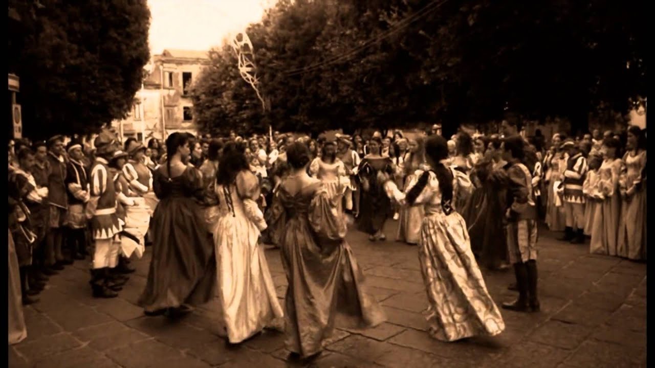 Trailer Lumina in Castro 2014 - L'arrivo dei Lancellotti