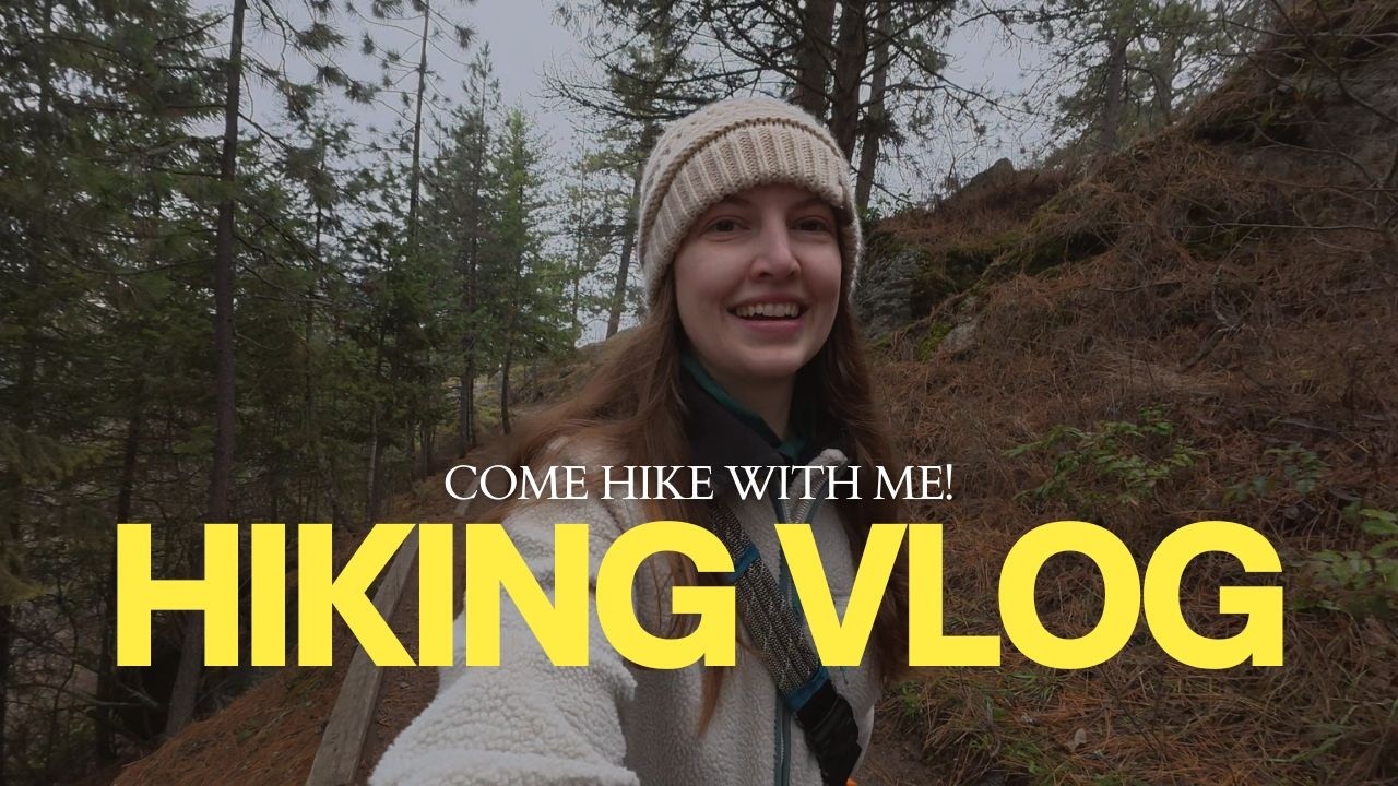 A Solo Winter Hike in the Fog | Hiking Vlog 1