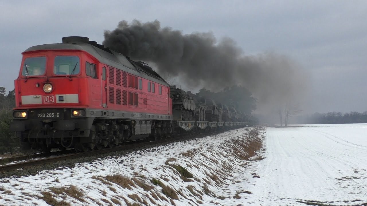 Showeinlagen der Baureihe 233 im Militärverkehr auf der OHE I Bundeswehr