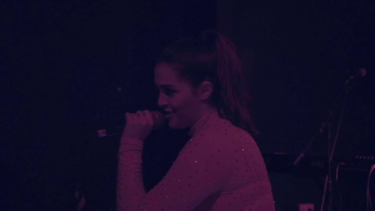 Bigger Man/Woman Live