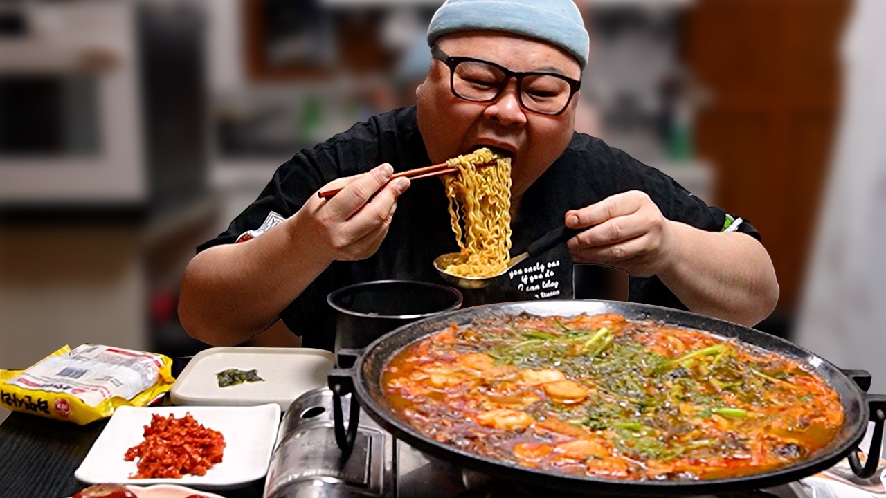 소곱창전골 양 미쳤다! 술안주로도 해장으로도 완벽│Squid Sundae&beef tripe stew Mukbang Eatingshow