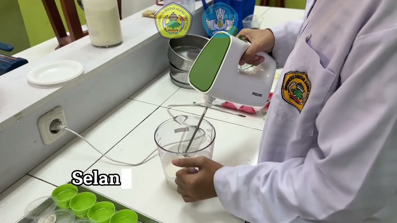 Yoghurt Bubuk dengan Foam-Mat Drying dan Maltodekstrin-Karagenan sebagai Penstabil