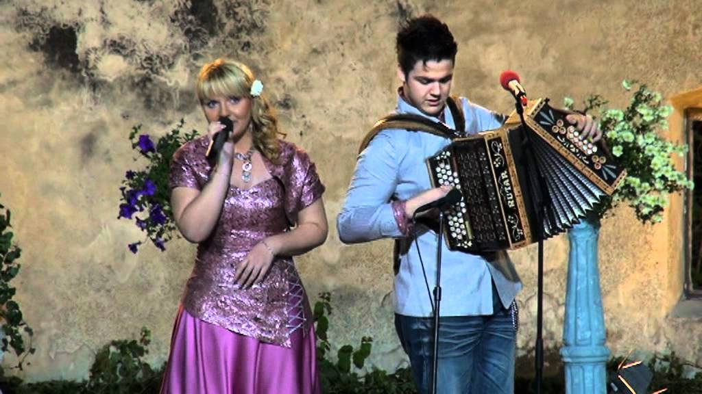 Ansambel Biseri-Polka je zakon (v živo)
