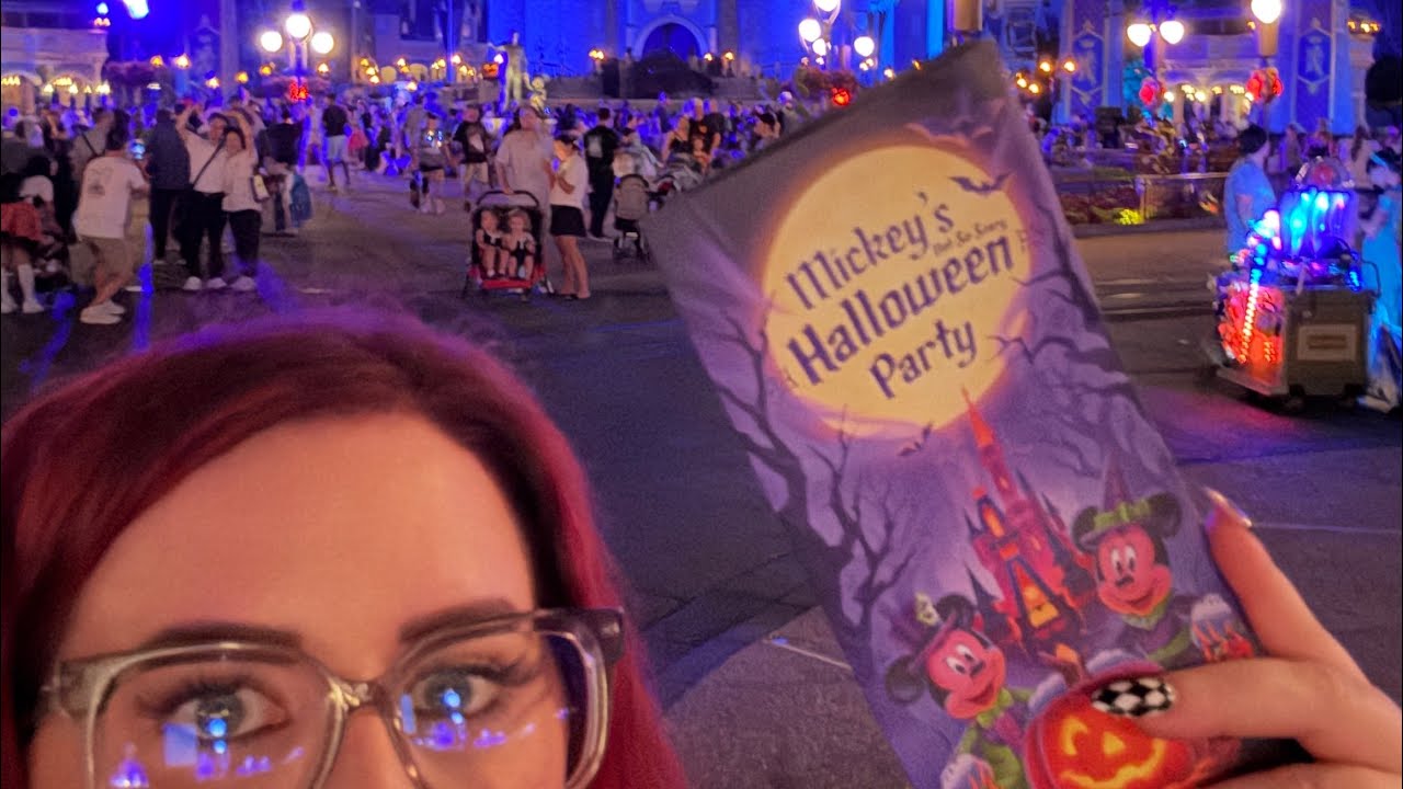 Mickey’s Boo-To-You Halloween Parade 8:15 PM on 10/3/25