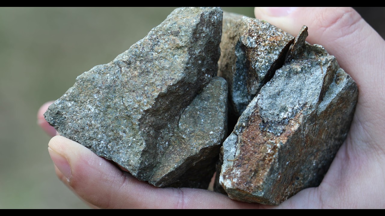 Szarvaskői-várhegy és Tóbérc-bánya