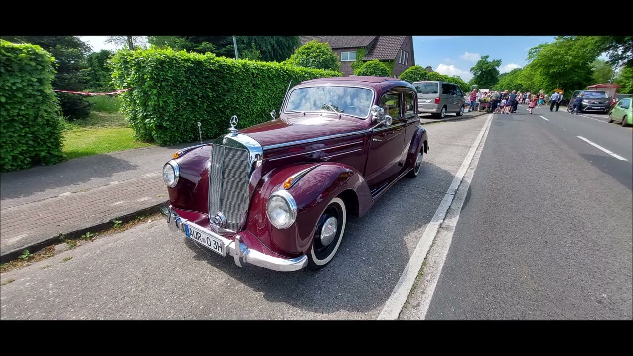 Oldtimer beim Flohmarkt Schwerinsdorf 2024