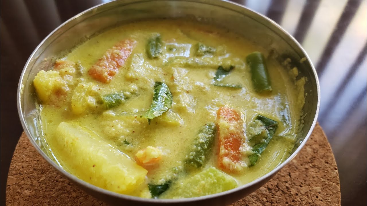 Simple and Easy Aviyal Recipe Kerala Style