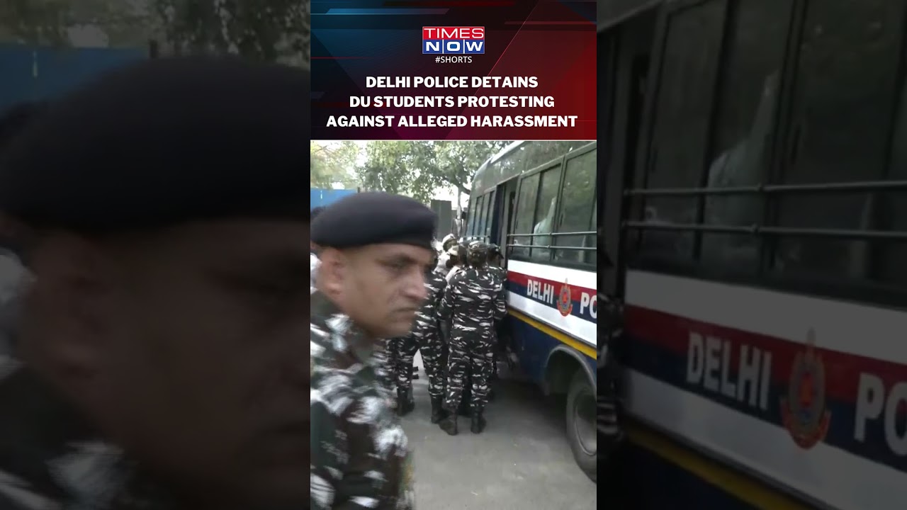 Delhi Police Detains Delhi University's Women Students Protesting Against Alleged Harassment #shorts