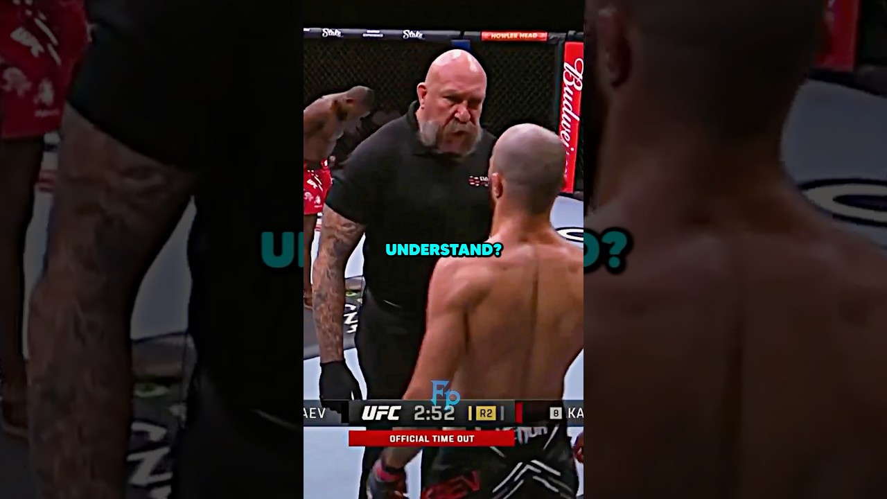This UFC Referee Loves His Job 🥊🥶