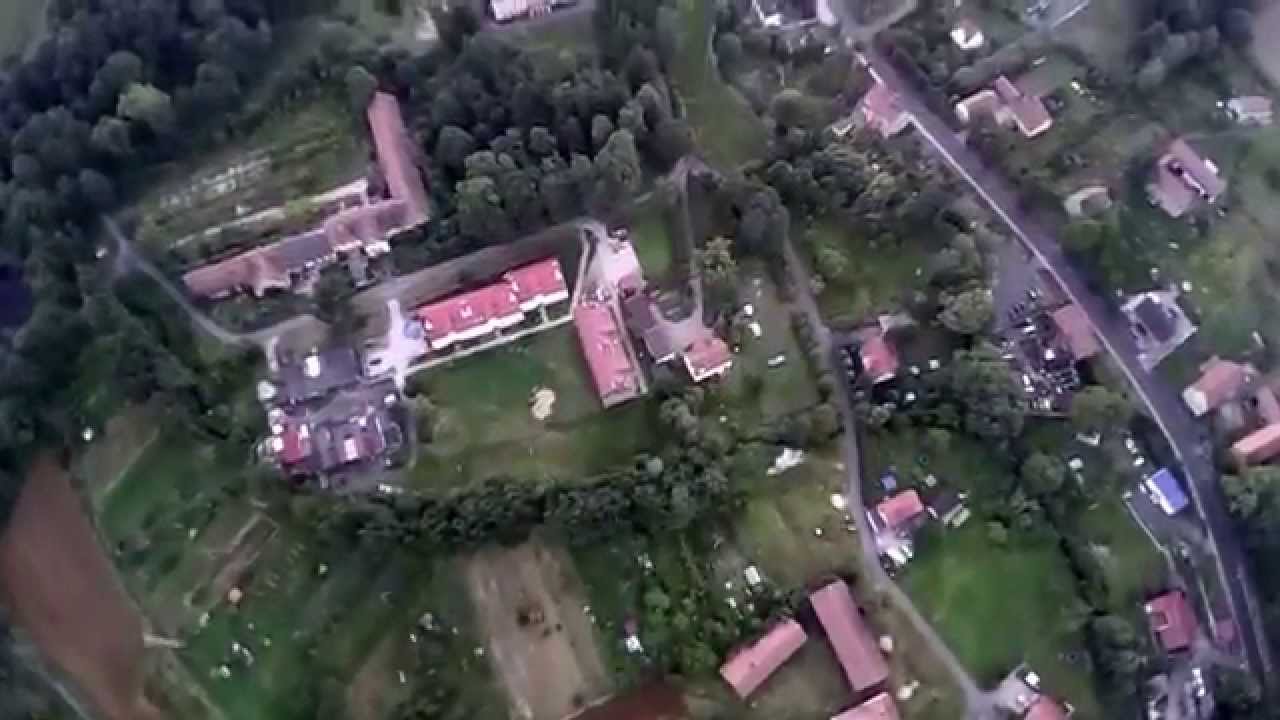 Zaręba z lotu DRONA (Dji Phantom FC40)
