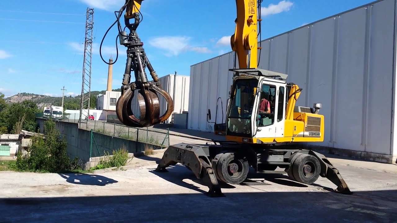 LIEBHERR A924B CHATARRERA