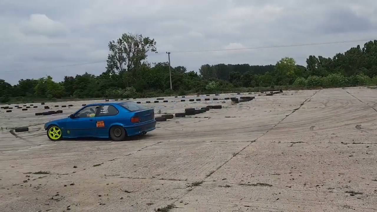 Màszlony drift.   @Rugdneki