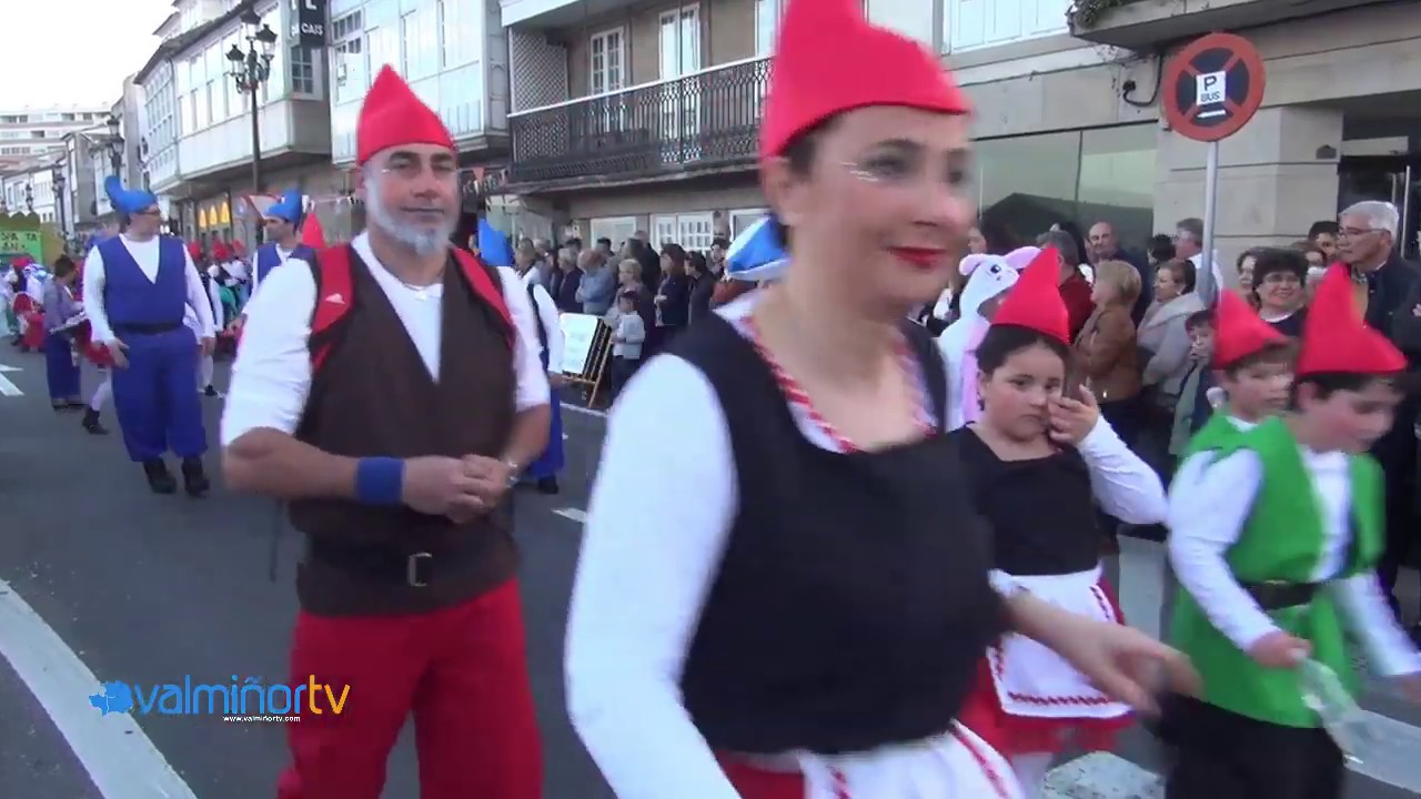 VALMIÑORTV - Desfile de Comparsas en Baiona