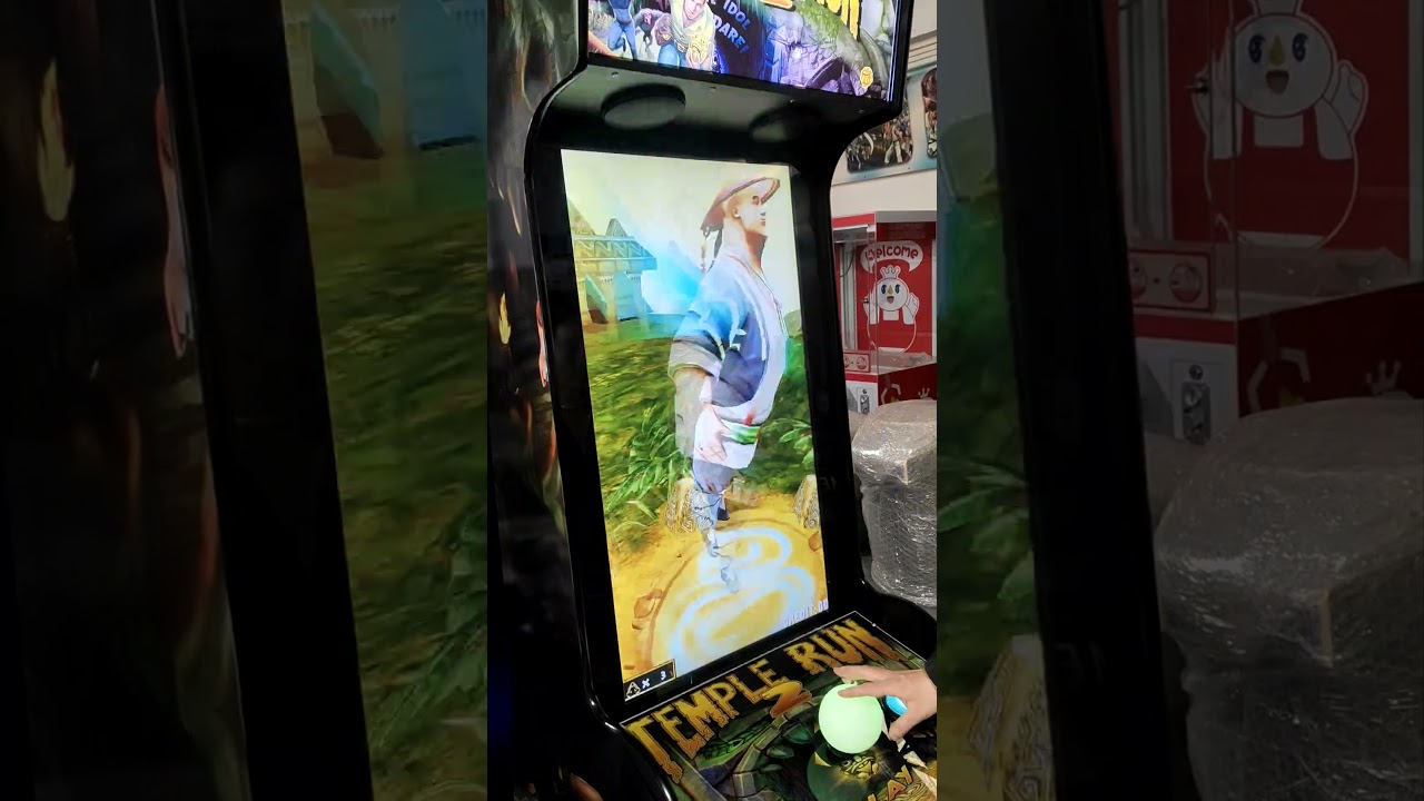 Temple Run arcade game machine with 43 inch LCD gztomy.com Whatsapp:+86 17328622108