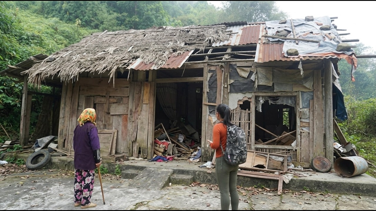 Time-lapse video The girl helped the old woman renovate her dilapidated house into a surprisingly