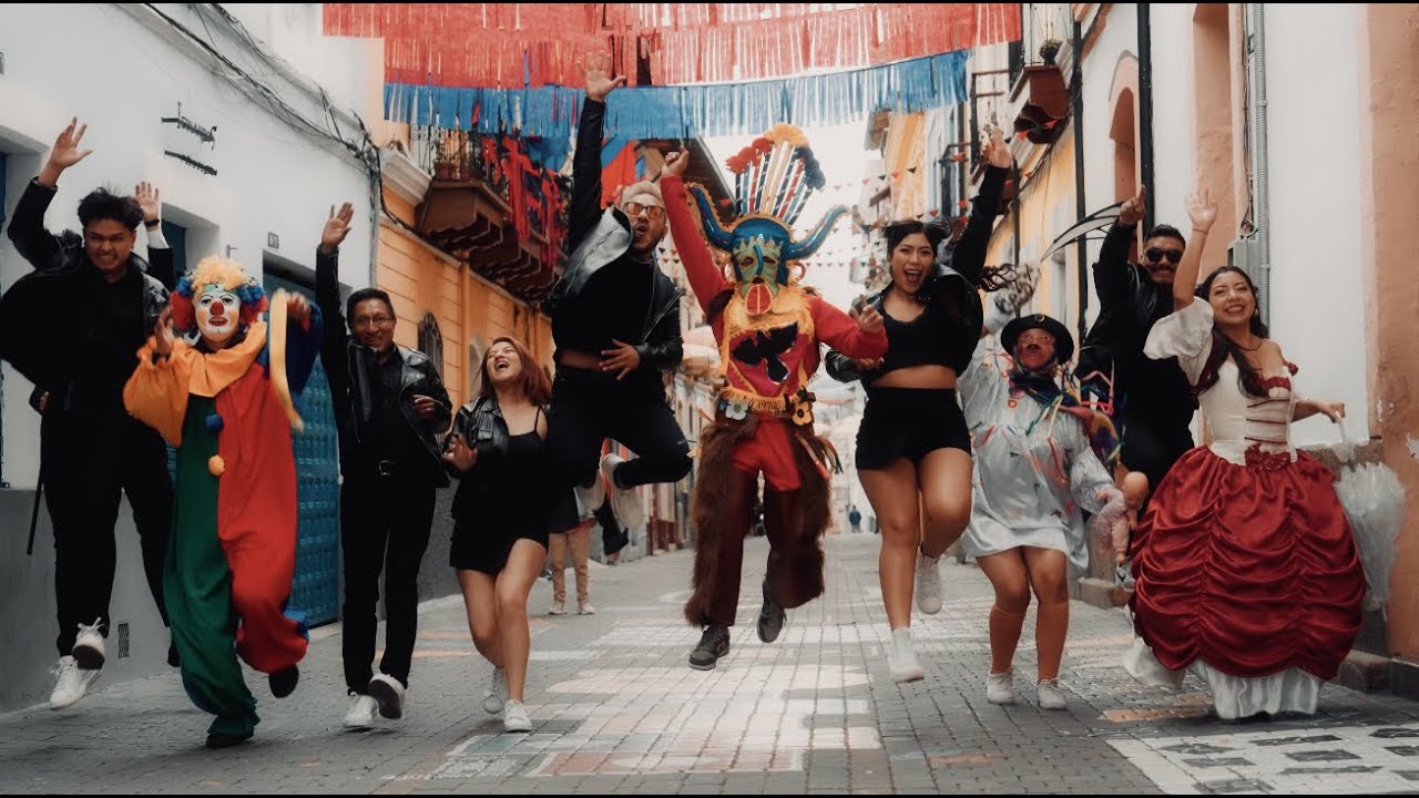 Mix del Carchi a Cuenca - La Facultad - Ron Alejandro