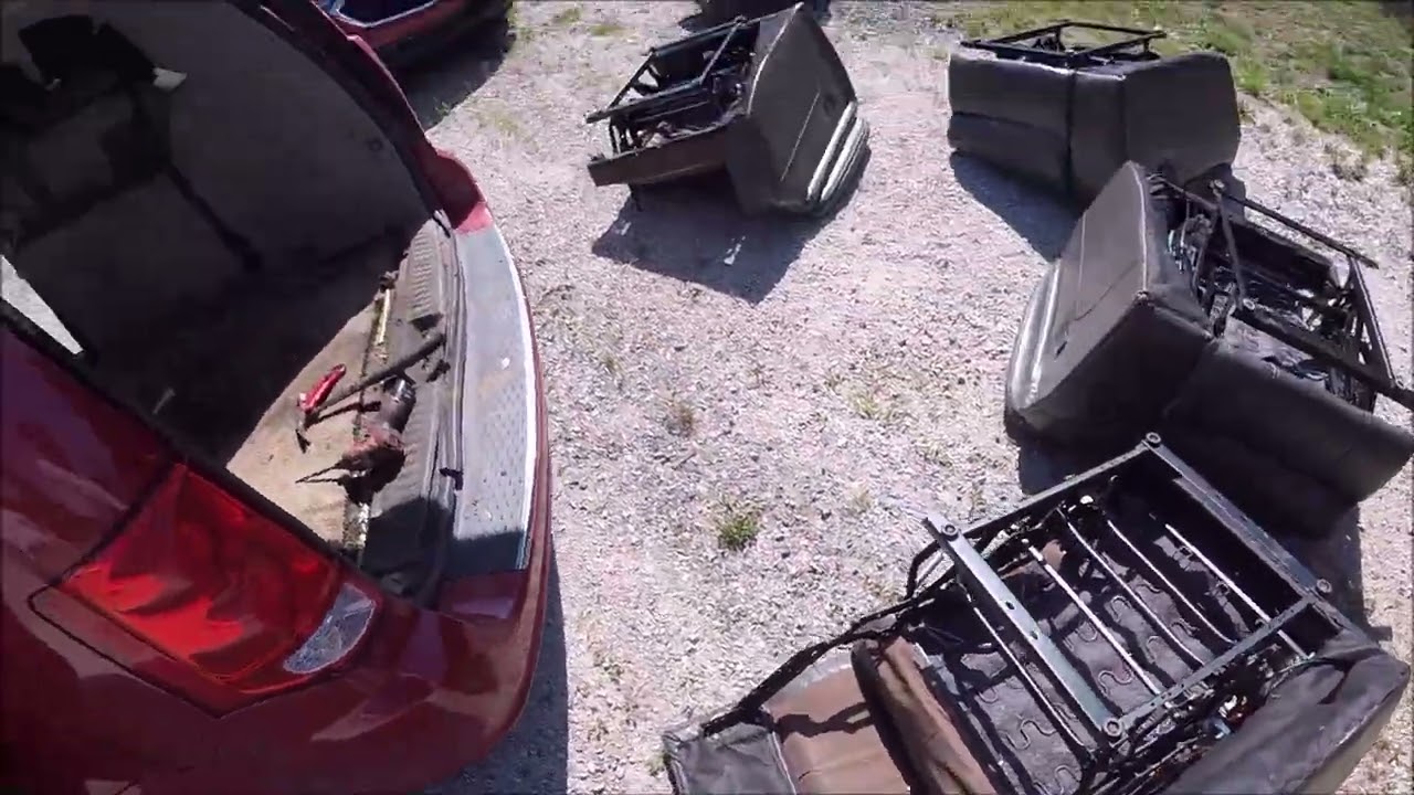 Street Scrapping & Scrapping Full Size Couch + Love Seat & More