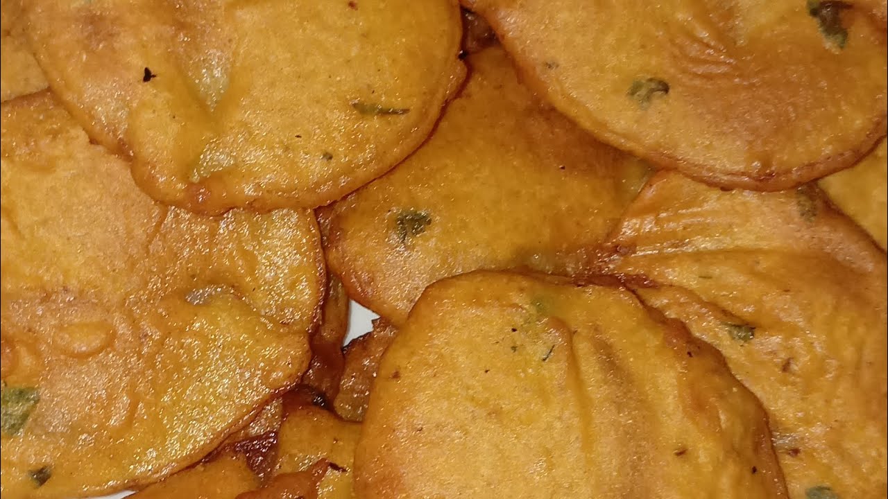 مزیدار آلو کی کریسپی پکوڑے بنانے کا طریقہ #food #enjoy #cooking #ramadan 😋😋👌