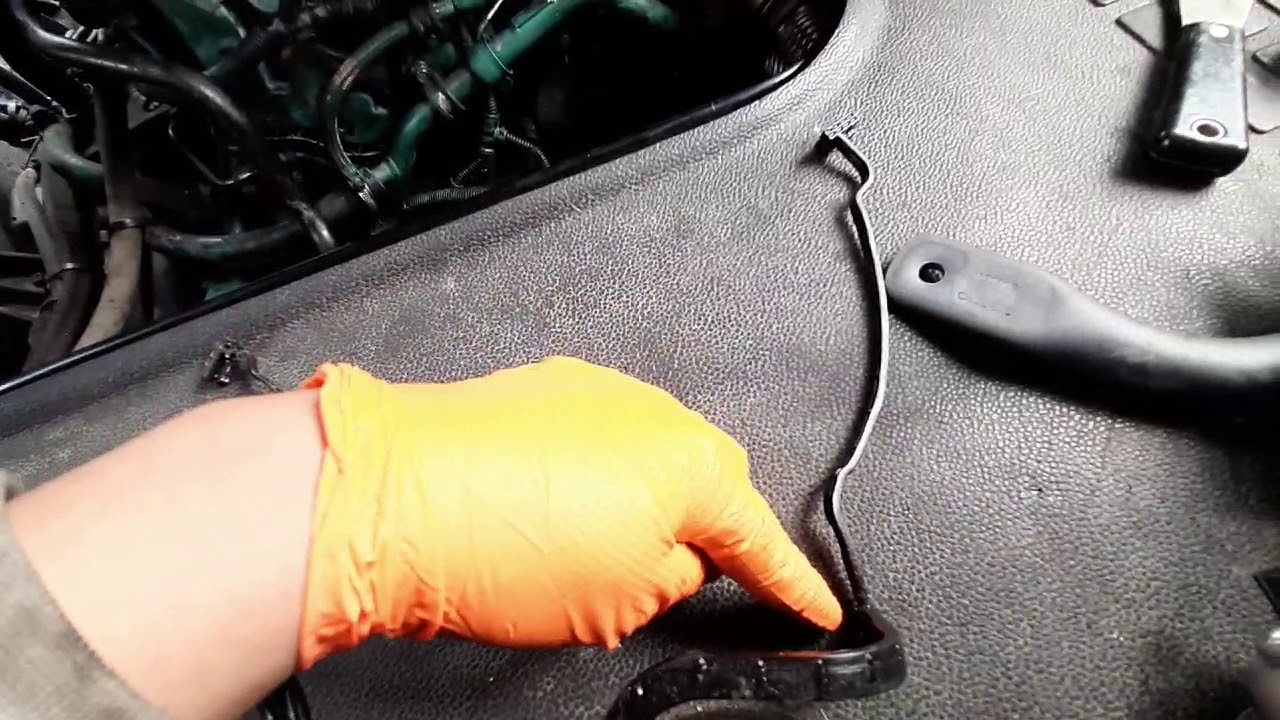 Volvo vnl upper timing gasket replacement