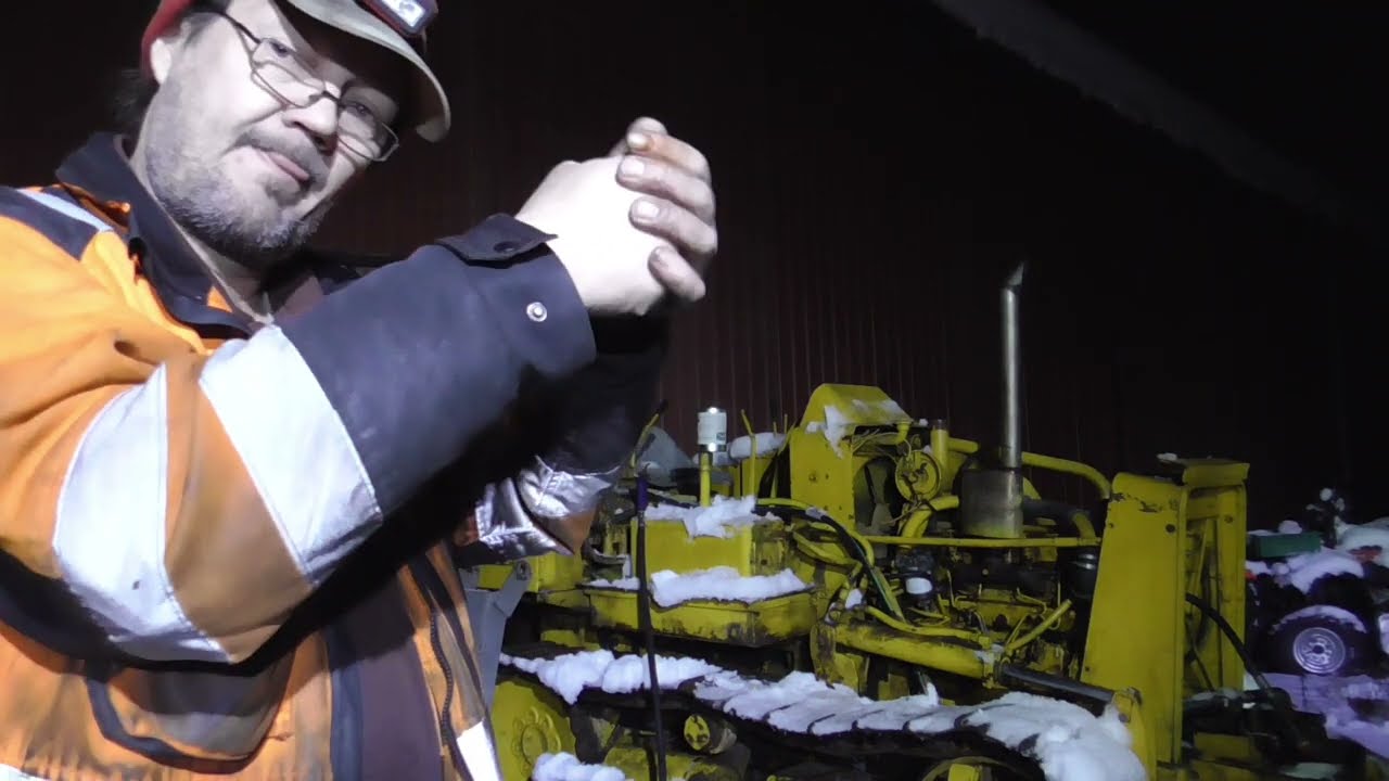 Allis-Chalmers HD4  - koitetaas taas käynnistysyrityksiä  .....