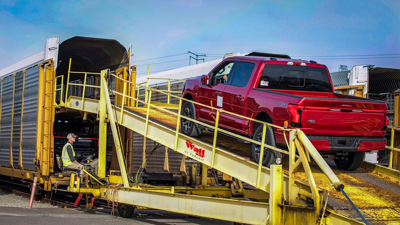 Ford отказывается от электромобиля F-150 Lightning, план Rivian по созданию автономного автомобил...