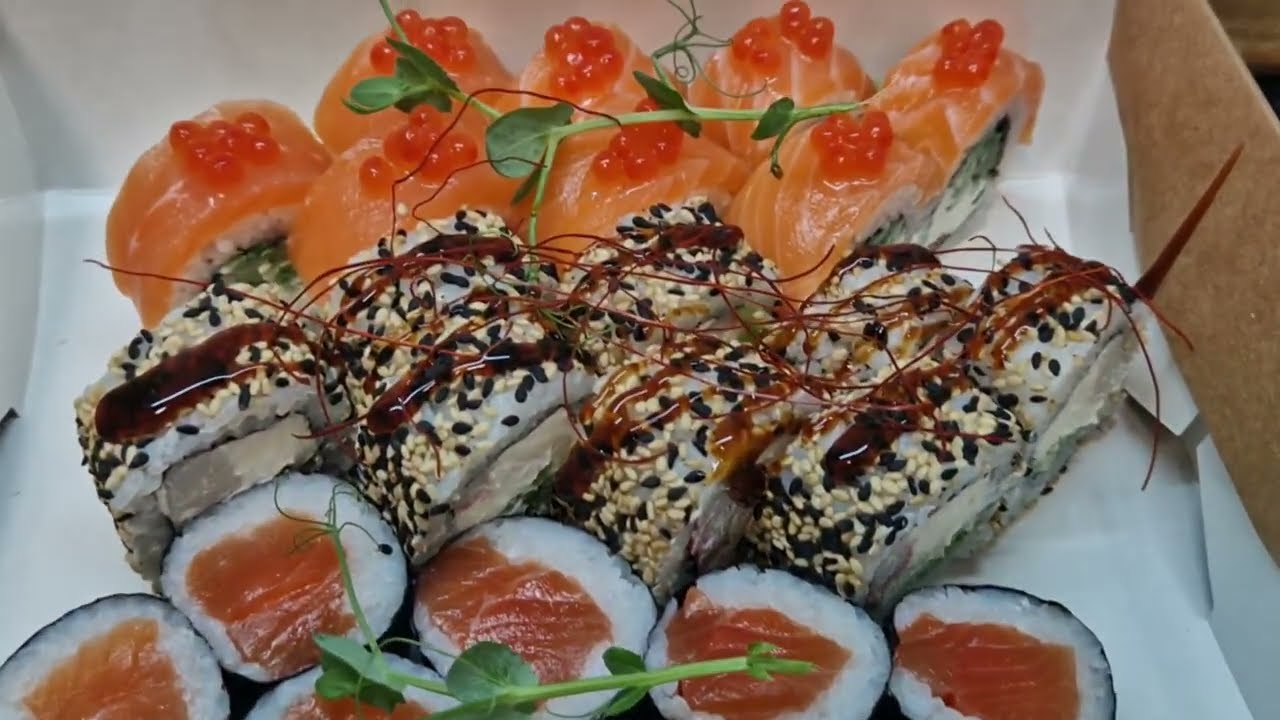 The look of this sushi roll set will make you want to make it! Easy to make at home!