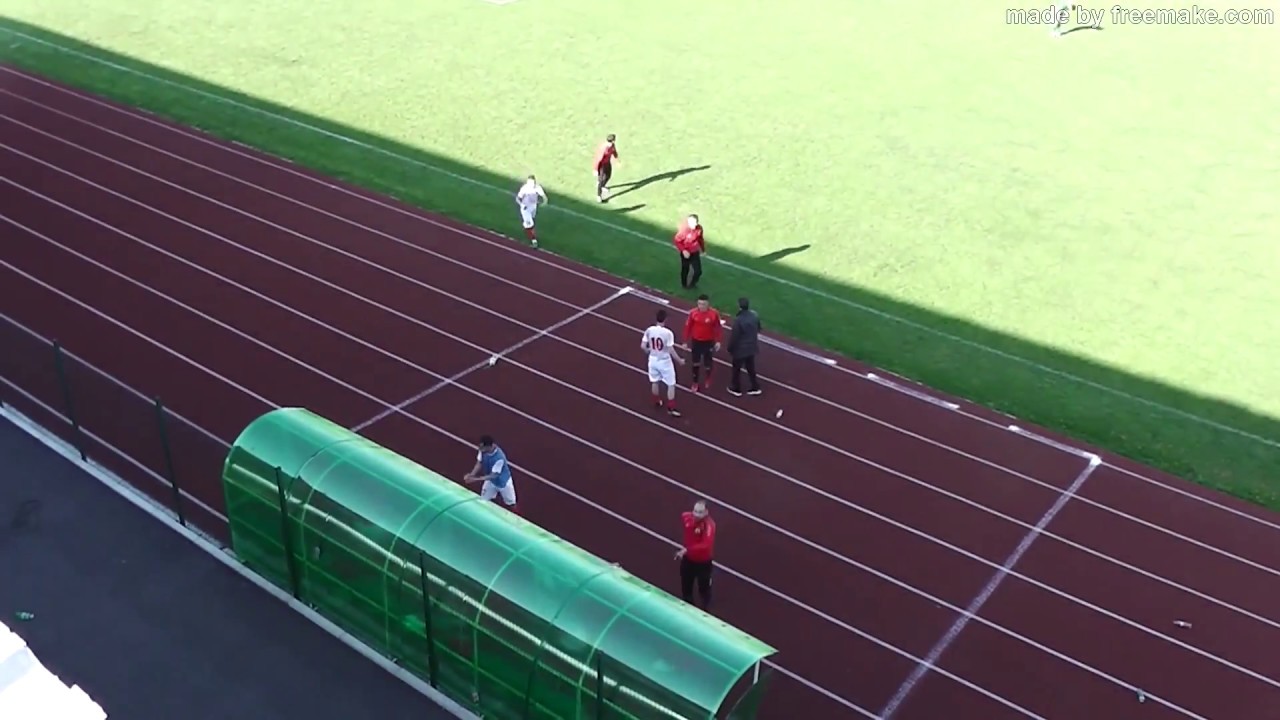 Метание бутылок болельщиками Ангушта