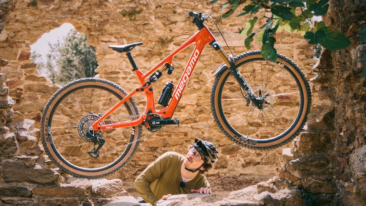 Stark & leicht mit DJI Avinox | Die Zukunft von E-MTBs sieht Megamo aus