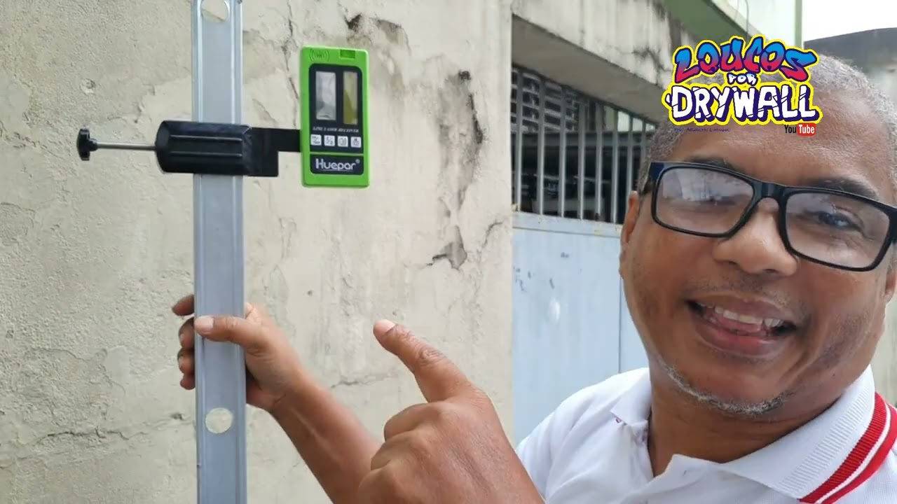 VEJA COMO USAR O NÍVEL A LASER EM AREA EXTERNA - Drywall Passo a Passo