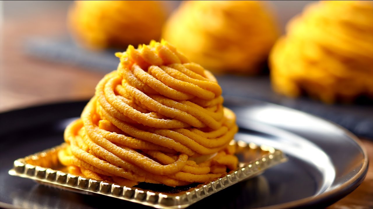 秋のスイーツ。手作り餡子と南瓜のモンブラン Pumpkin mont blanc