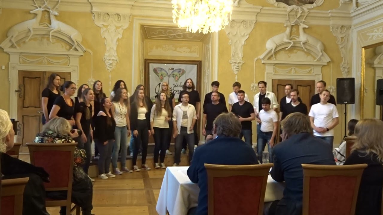 Someone's Walkin' – VŠELIJAK a cappella (Jirkovský Písňovar 2022), Patti Drennan, Herb Frombach
