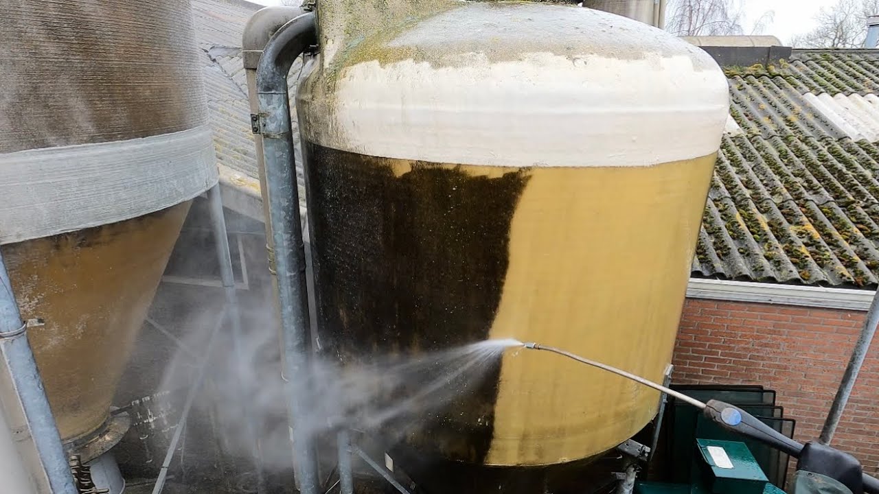 Tower Silo Pressure Washing Transformation 5 Metres High