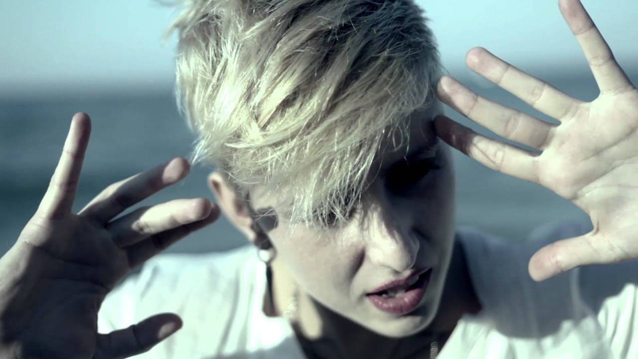 UNA (Marzia Stano) - Molto Bello - Official Video HD