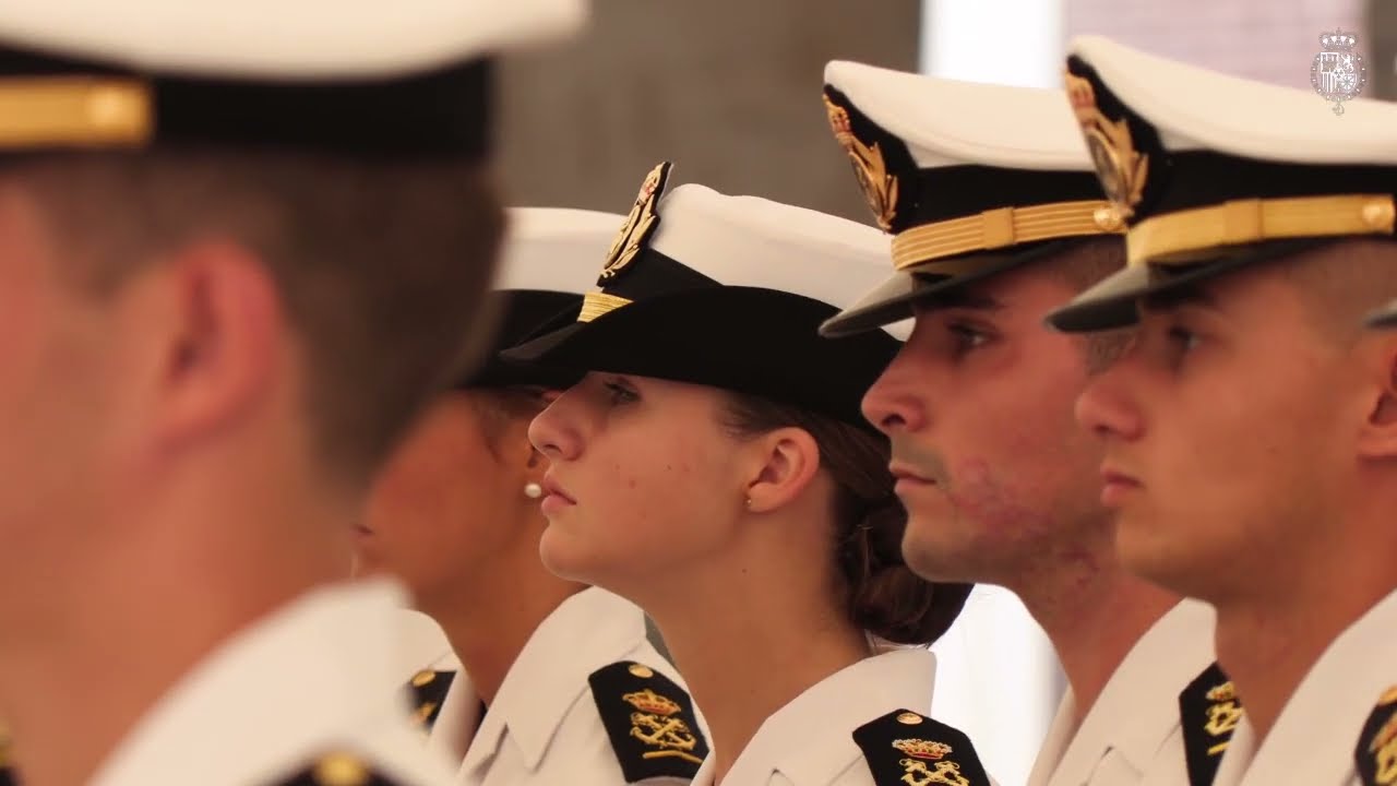 La Princesa Leonor recibe la insignia como alumna distinguida