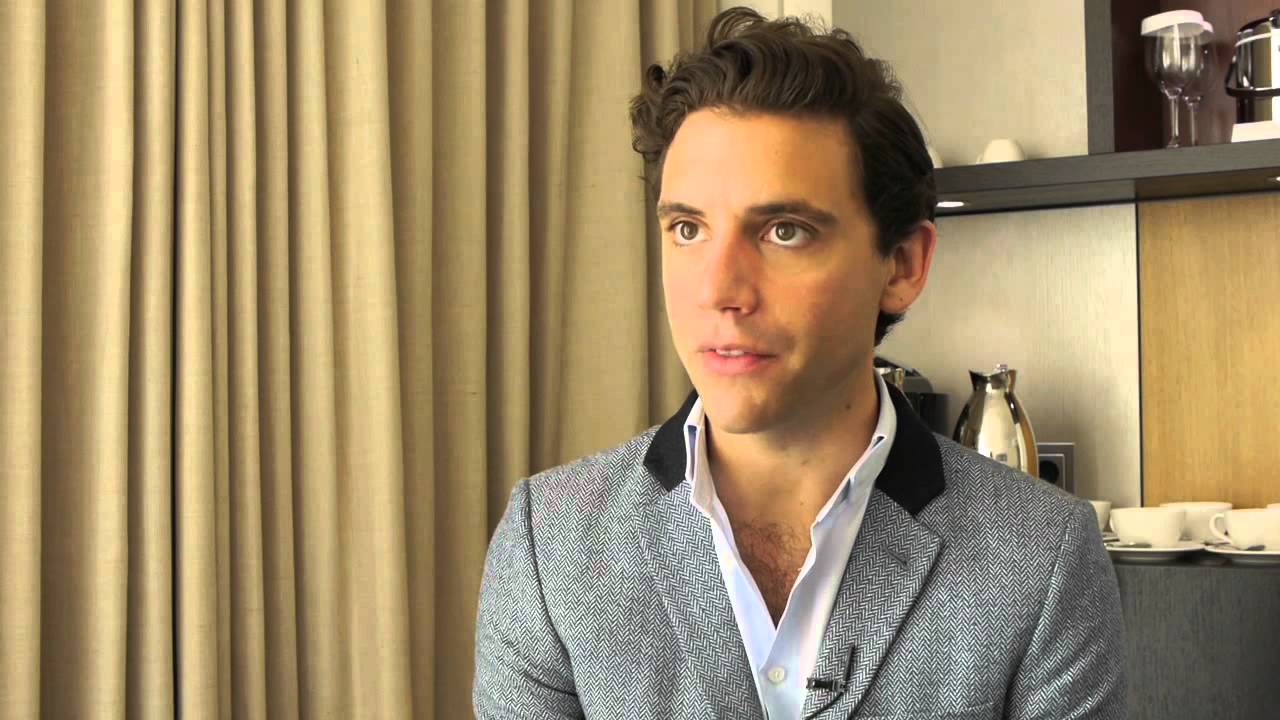 Good songs come like 'vomit' for Mika