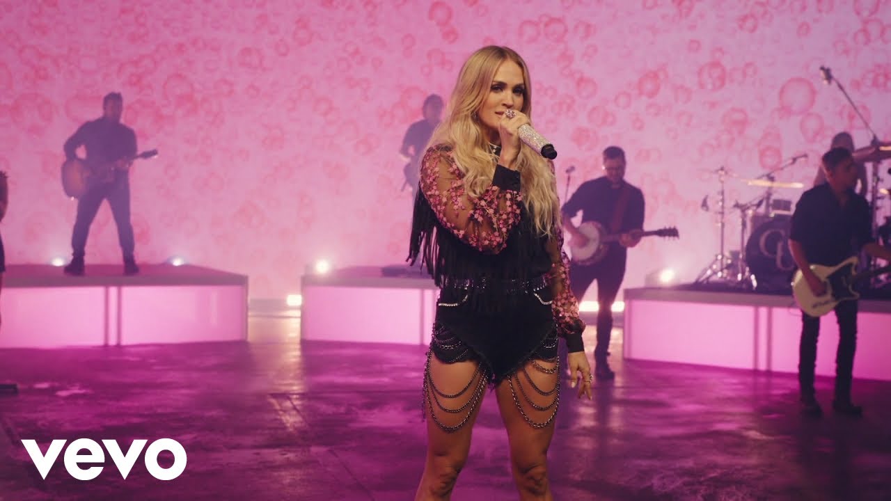 Carrie Underwood - Pink Champagne (Live From The Tonight Show Starring Jimmy Fallon)