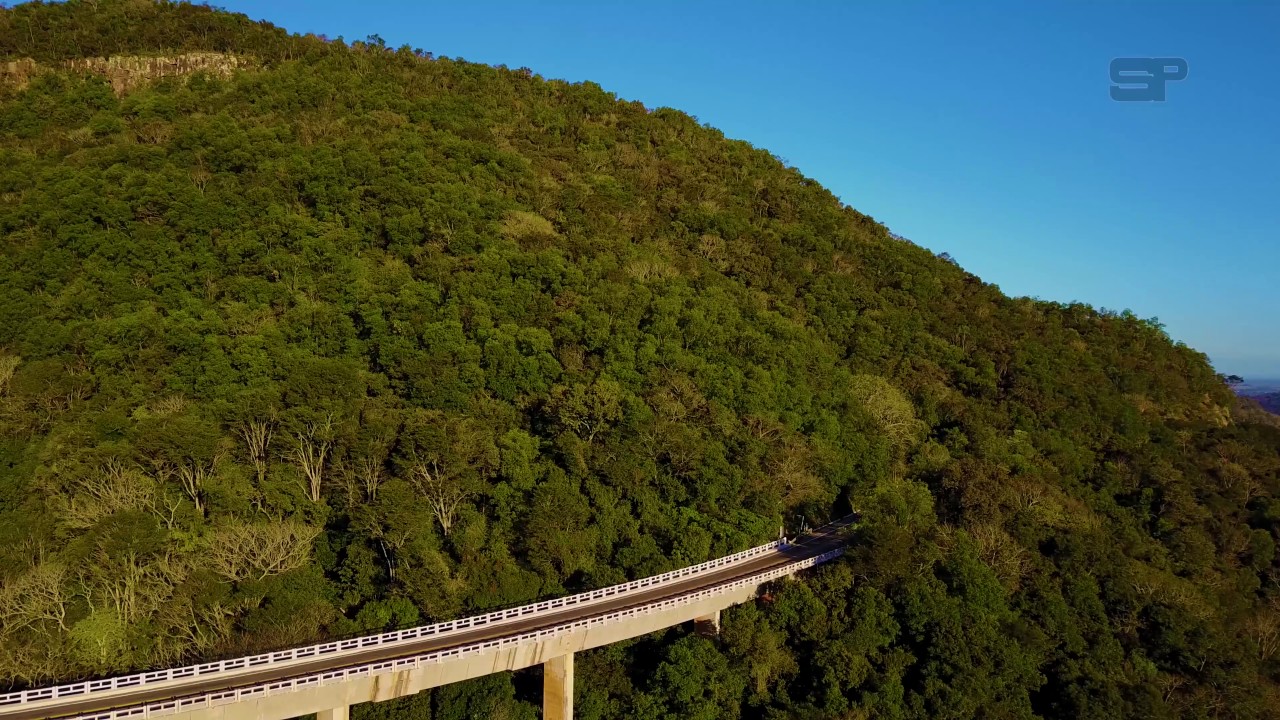 Garganta do Diabo Aérea - Ponte Sobre o Vale do Menino Deus. Santa Maria, RS, Brasil