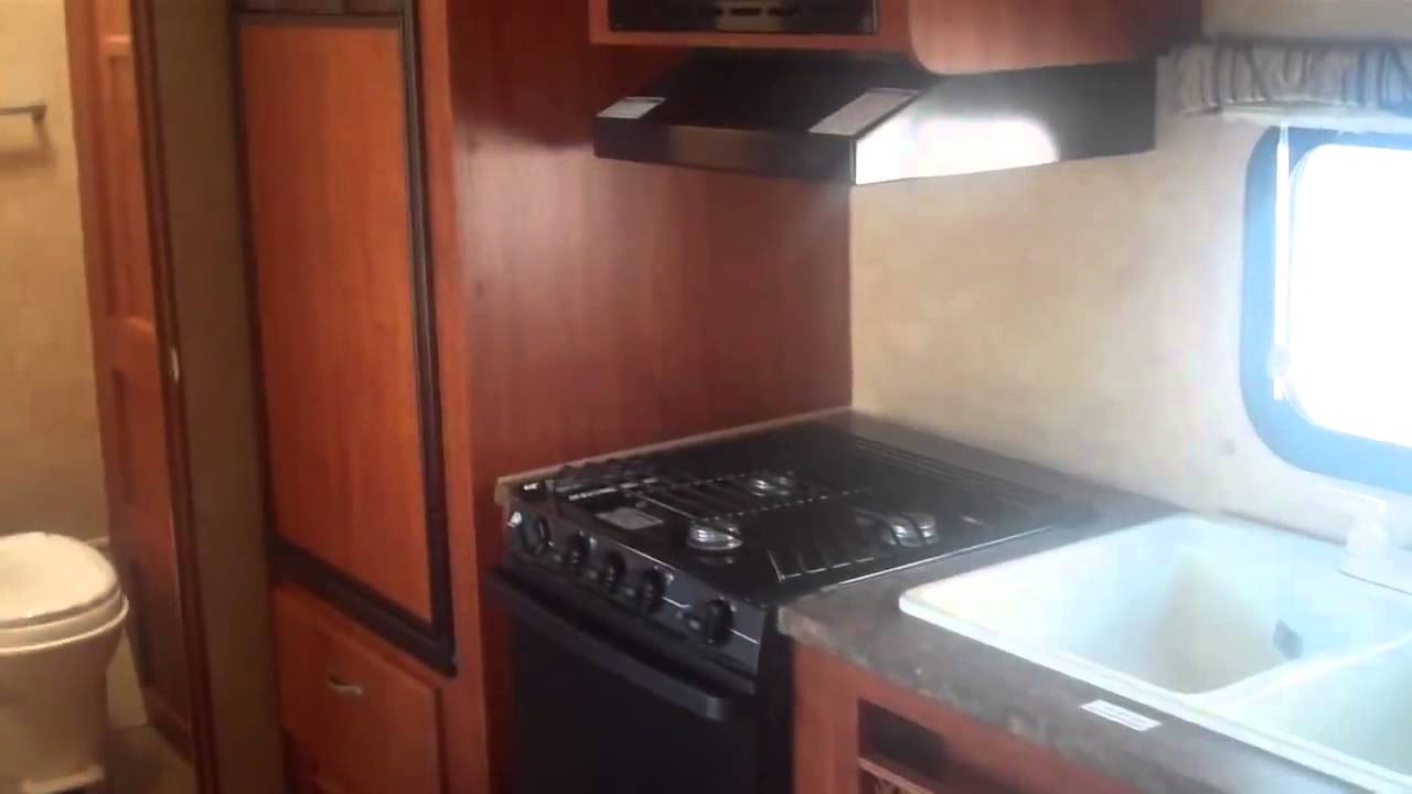 Jayco RV 2011 22FB Jay Flight Travel Trailer at Valley RV Supercenter
