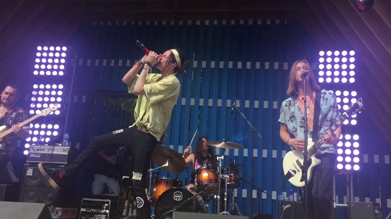 TIDAL WAVE - CHASE ATLANTIC || FIREFLY MUSIC FESTIVAL