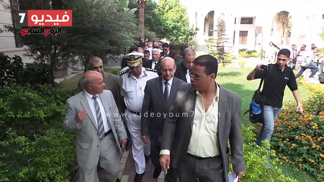 بالفيديو.. محافظ الجيزة يتفقد انتظام الدراسة فى مدرسة السعيدية والجيزة الإعدادية